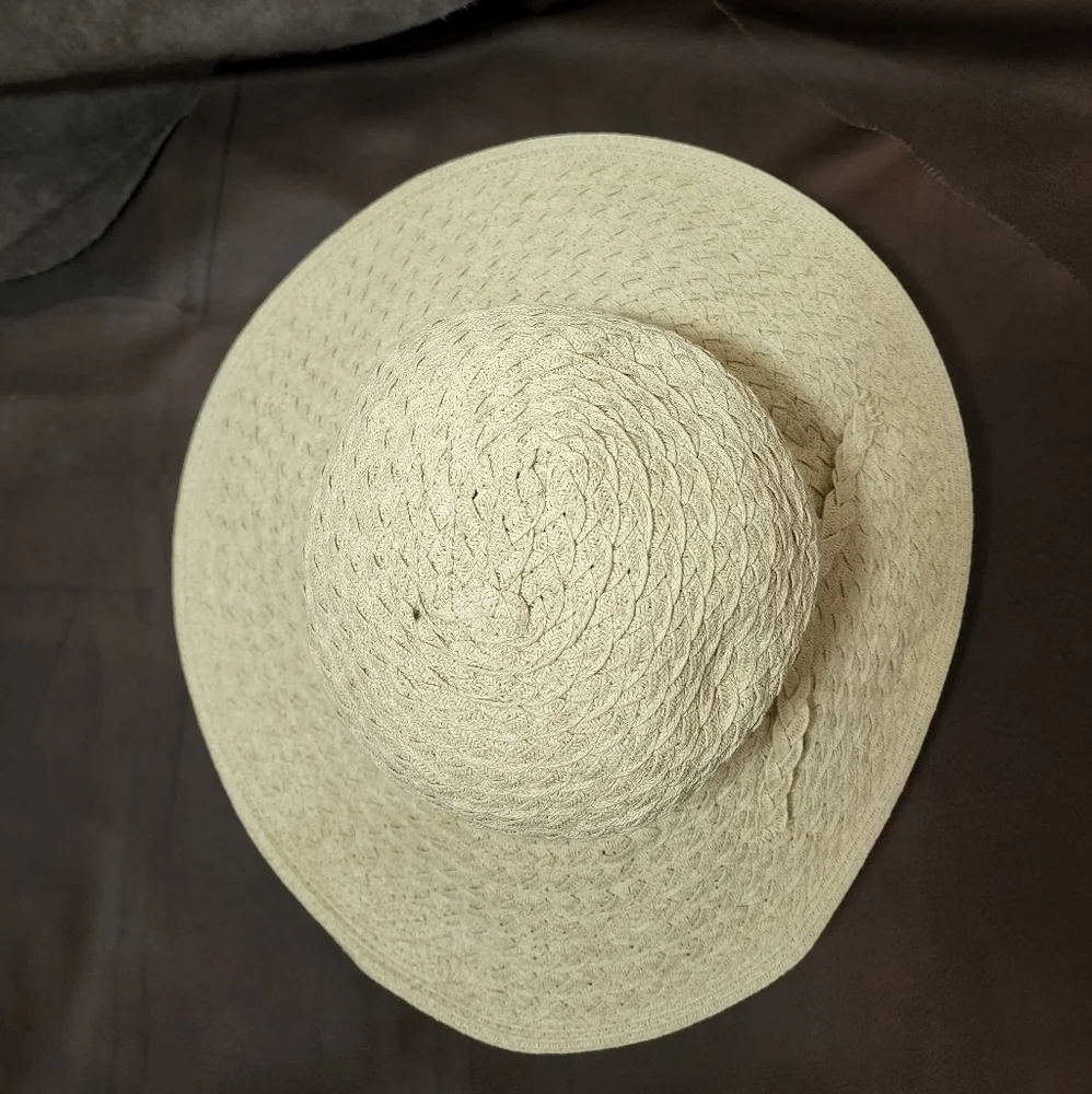 Cappelli Tan Straw braided wide brim sun hat OSFM